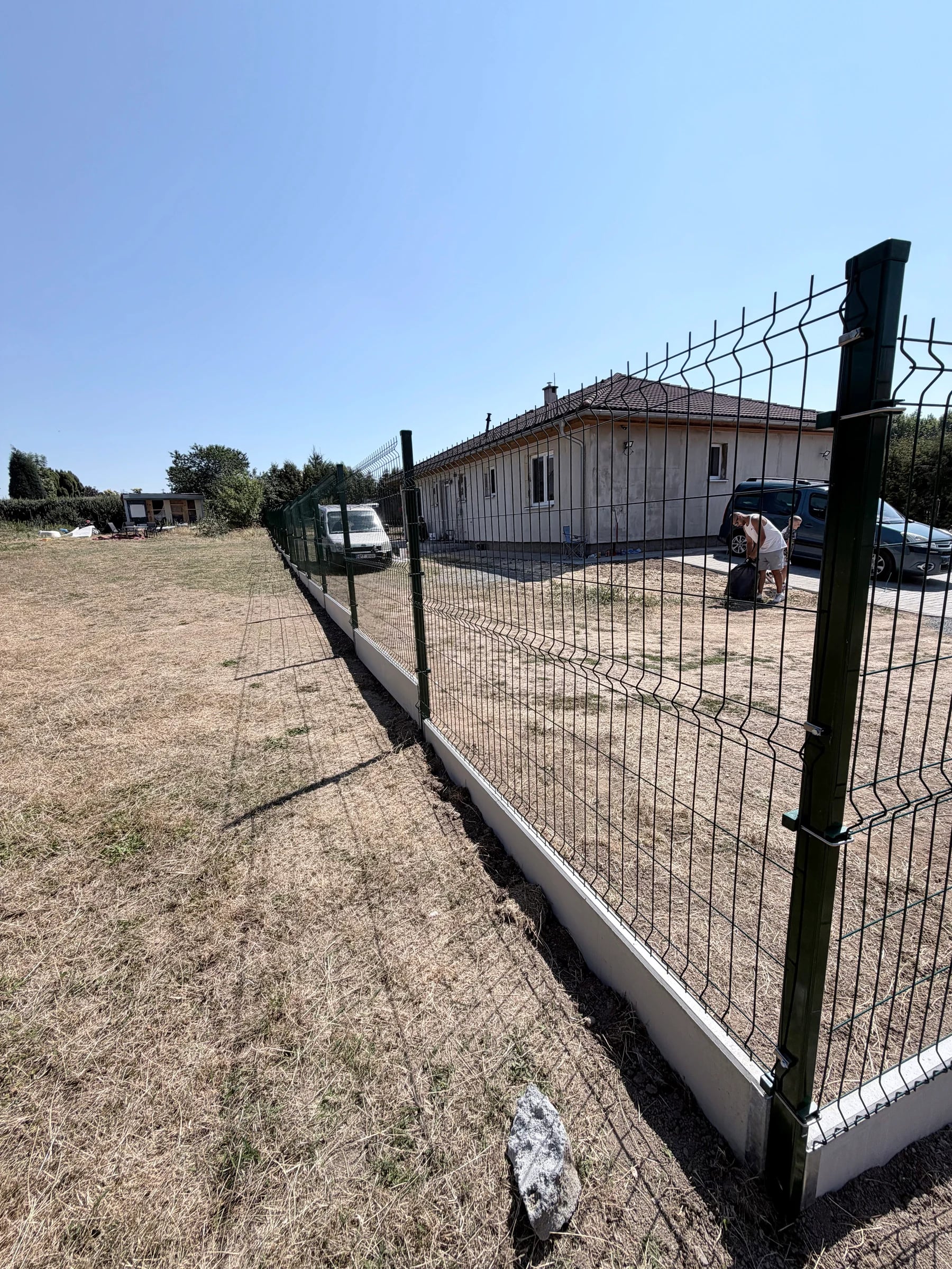 Oplocení RD s podhrabovými deskami, Chlumčany